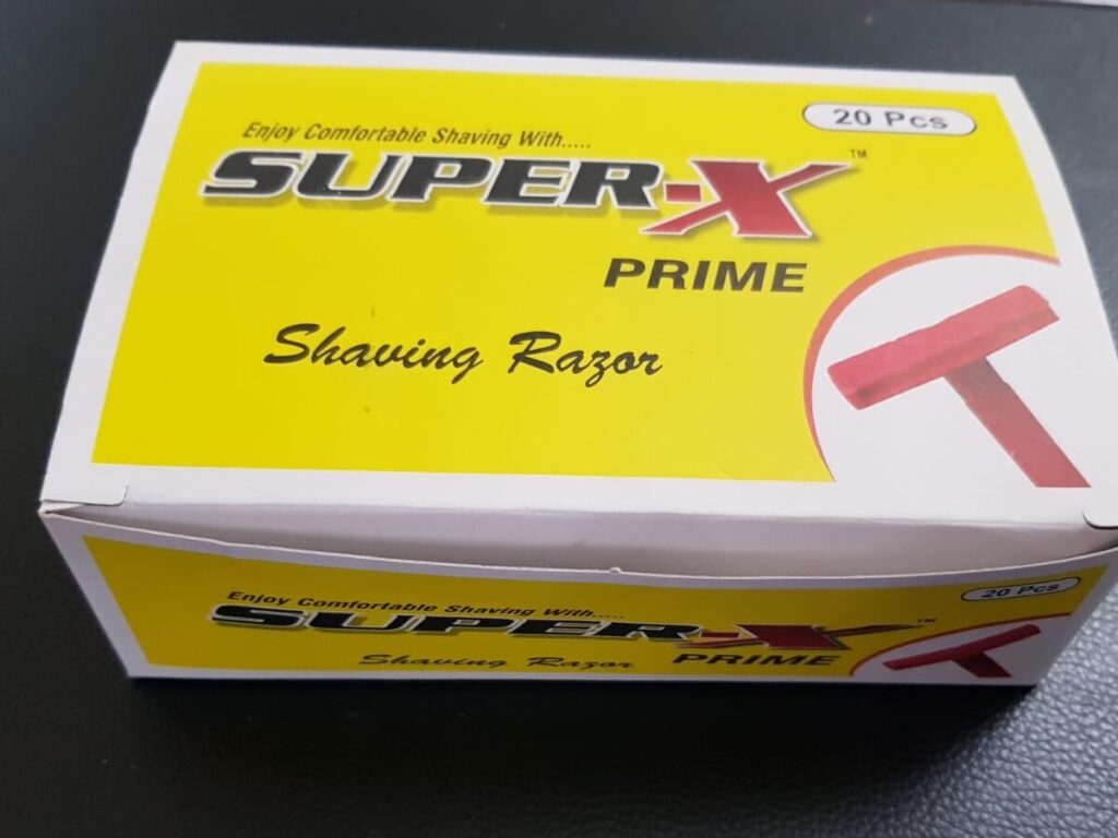 super X razor box